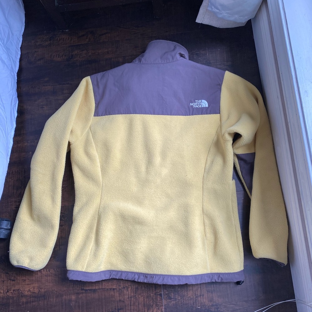 North face jacket - Picture 3 of 4